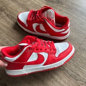 Nike Dunk Low Red